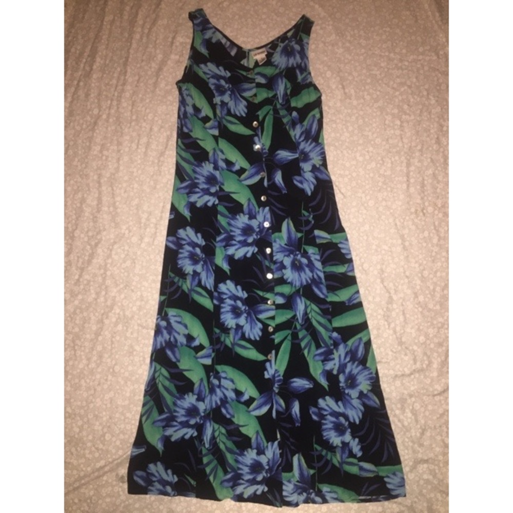 Liz Baker maxi dress 👗